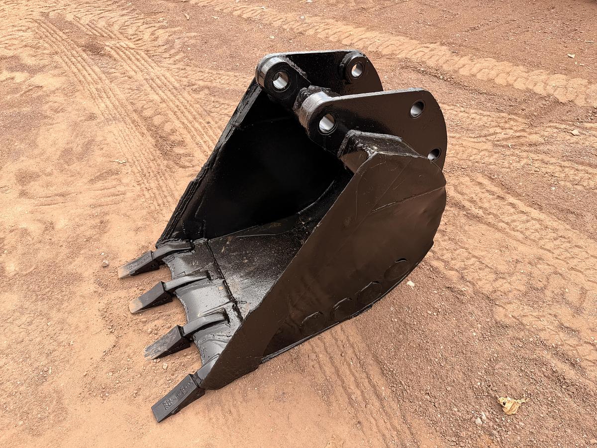 Used 24" Mini Excavator Bucket
