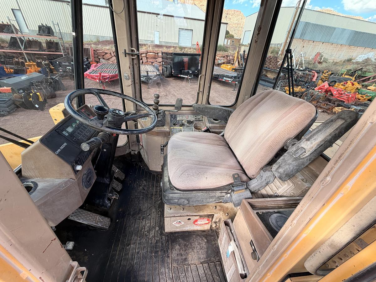 Used 1997 John Deere Loader