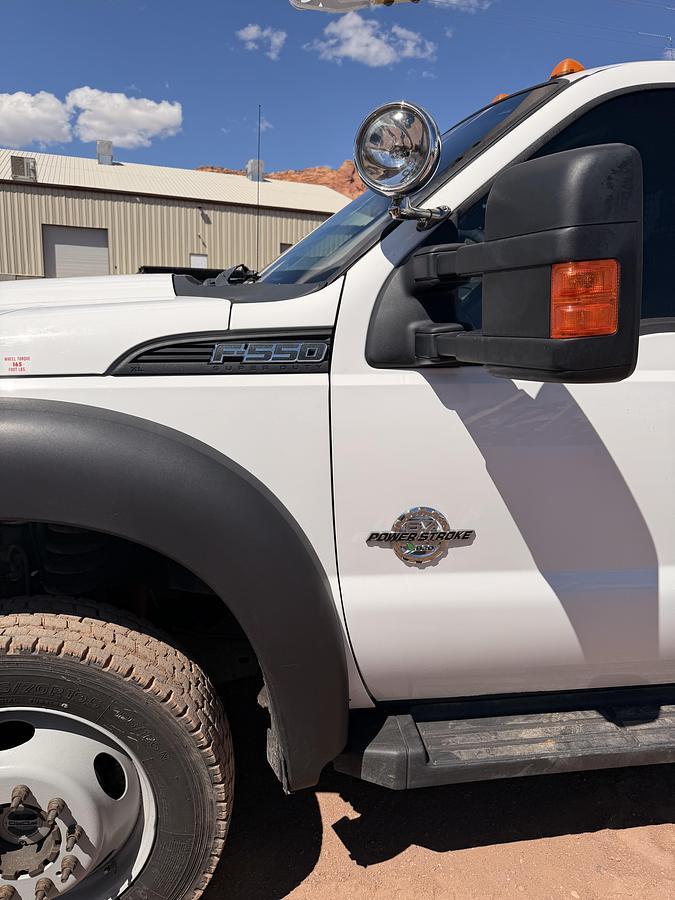 Used 2016 Ford F-550 Bucket Truck