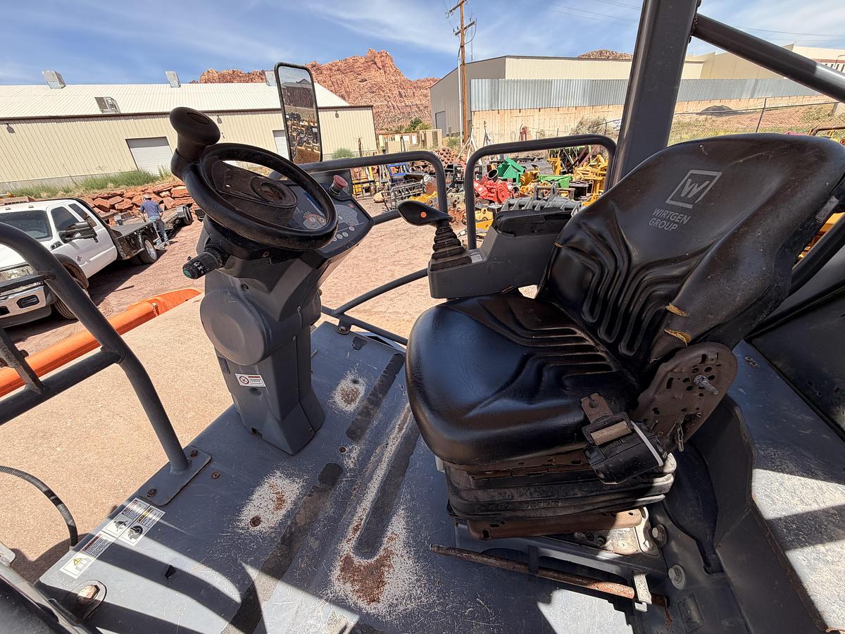 Used 2018 Hamm Smooth Drum Roller