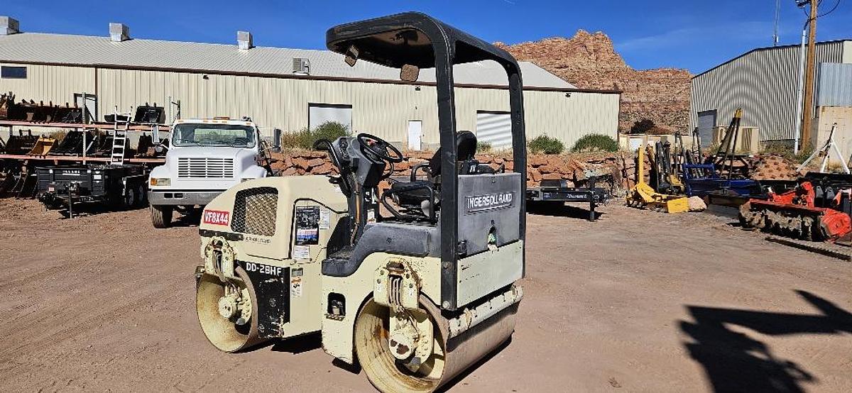 Used Ingersoll Rand DD-28 HF Double Drum Roller Compactor