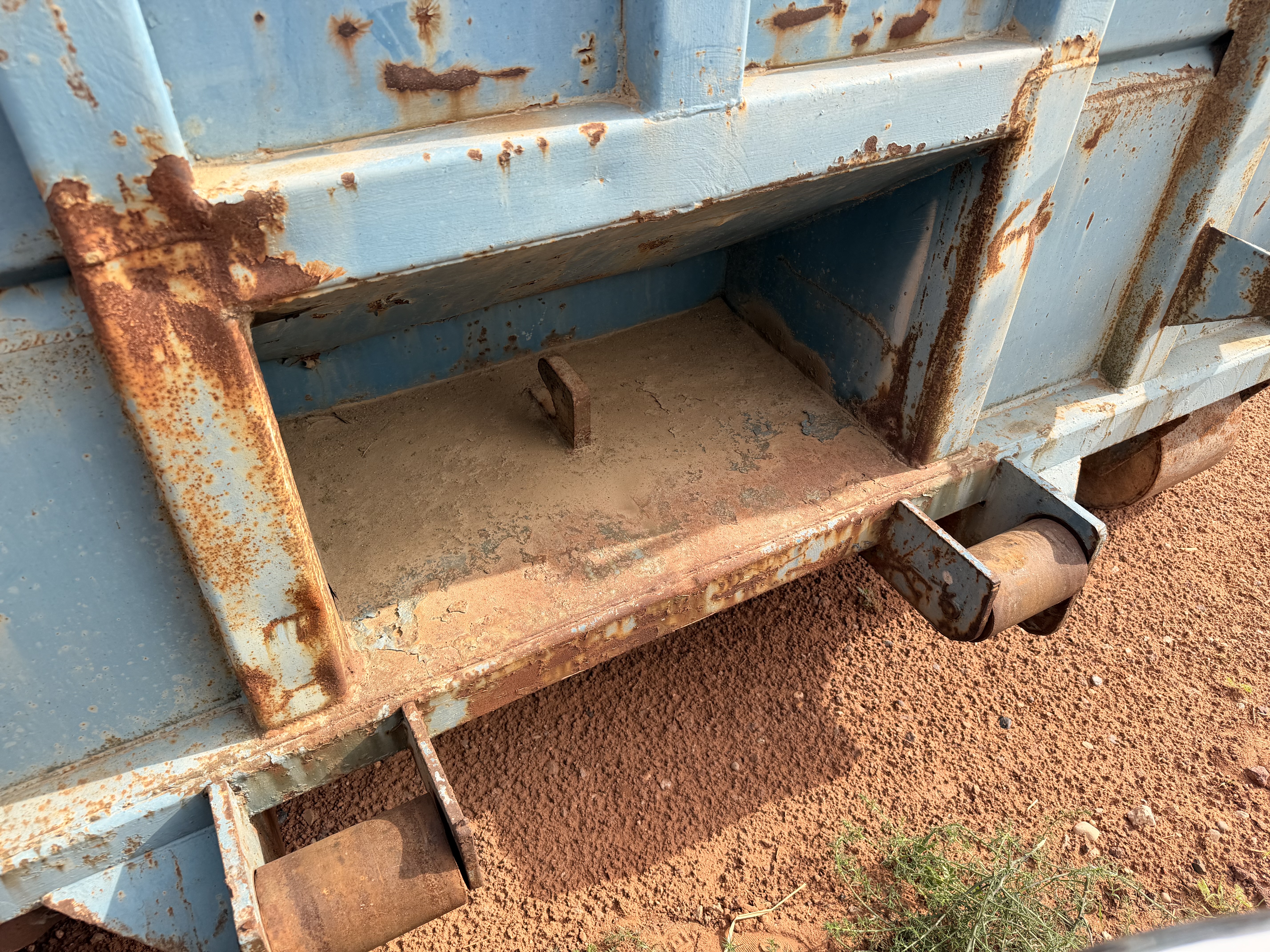 Used 14ft Roll-Off Dumpster