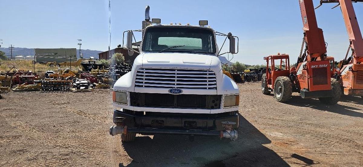 Used Ford LTL 9000 Water Truck