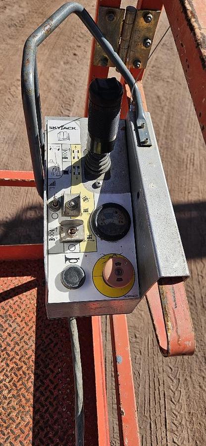 Used 2015 Sky Jack SJ6832 RET Scissor Lift