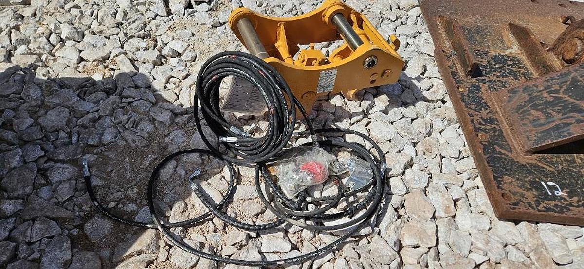 Cat Backhoe Hydraulic Quick Coupler