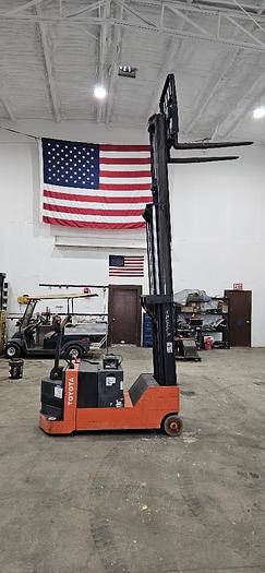 Used 2016 Toyota Shop Forklift