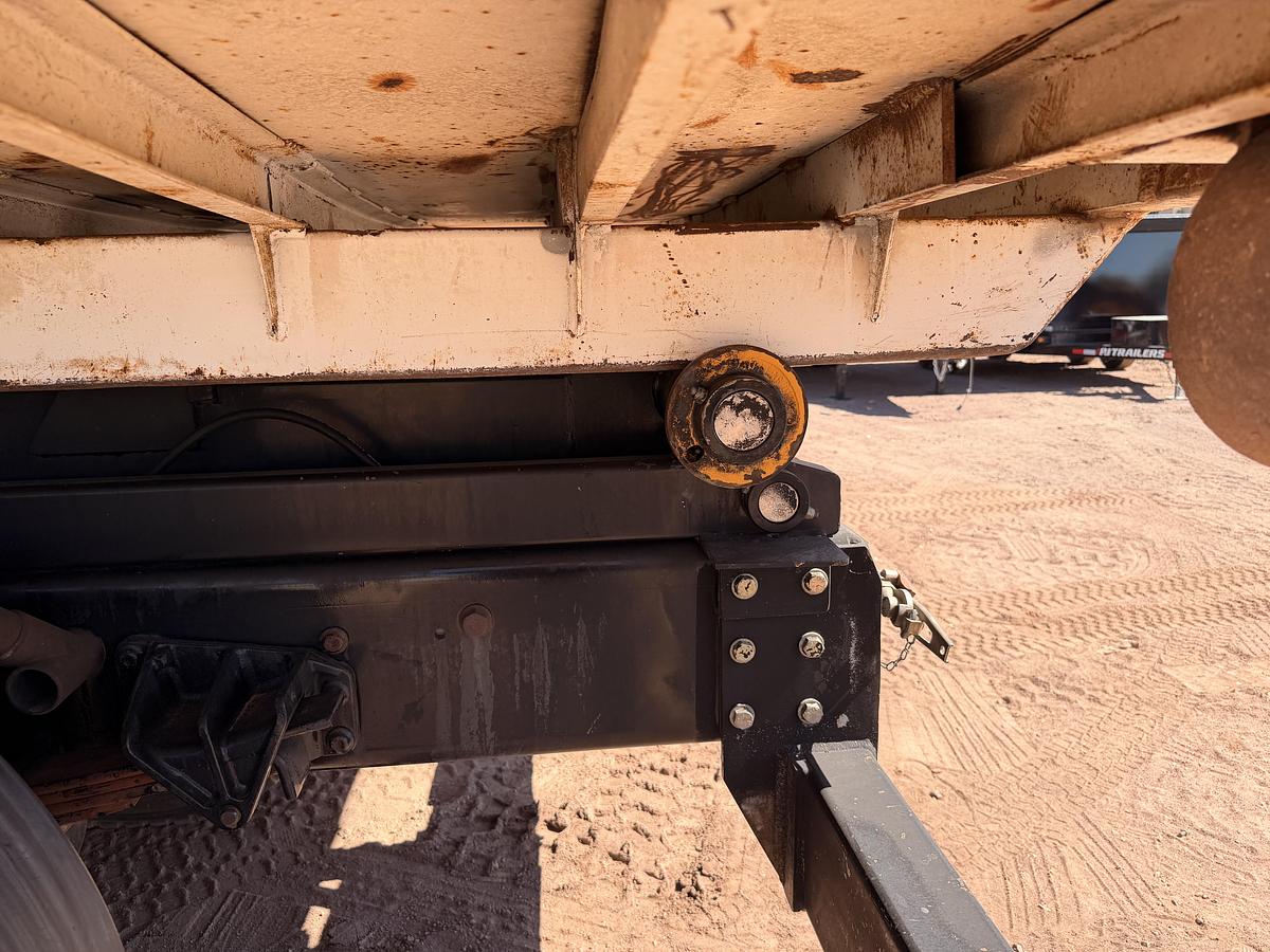 Used 2008 International Hook Truck