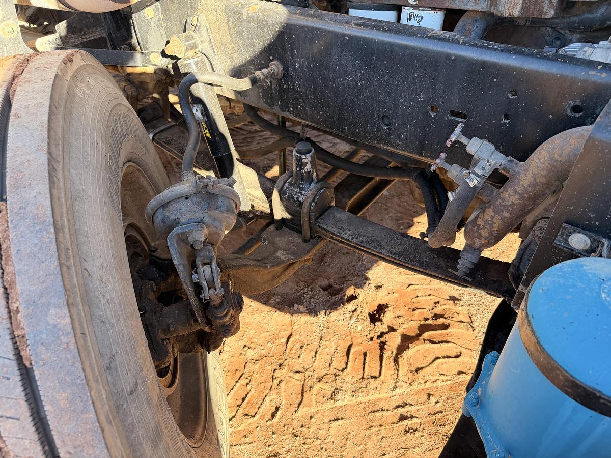 Used 1995 Freightliner FLD120 Truck