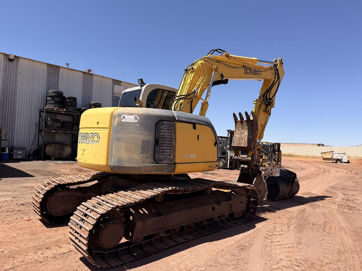 Used 2001 Kobelco 135 SR Excavator