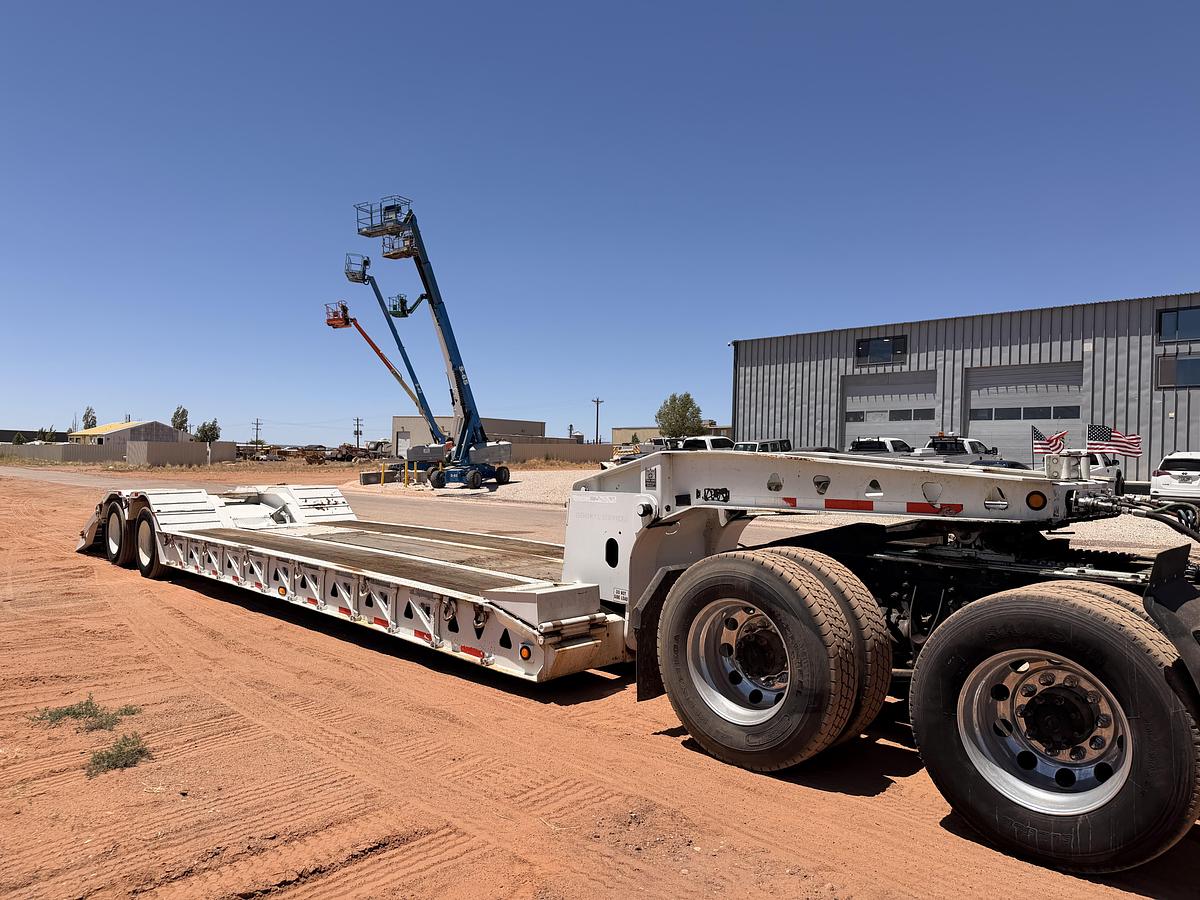 Used 2009 Trail King Lowboy Equipment Trailer
