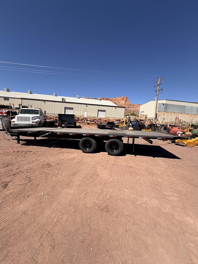Used Delta Tilt Deck Equipment Trailer
