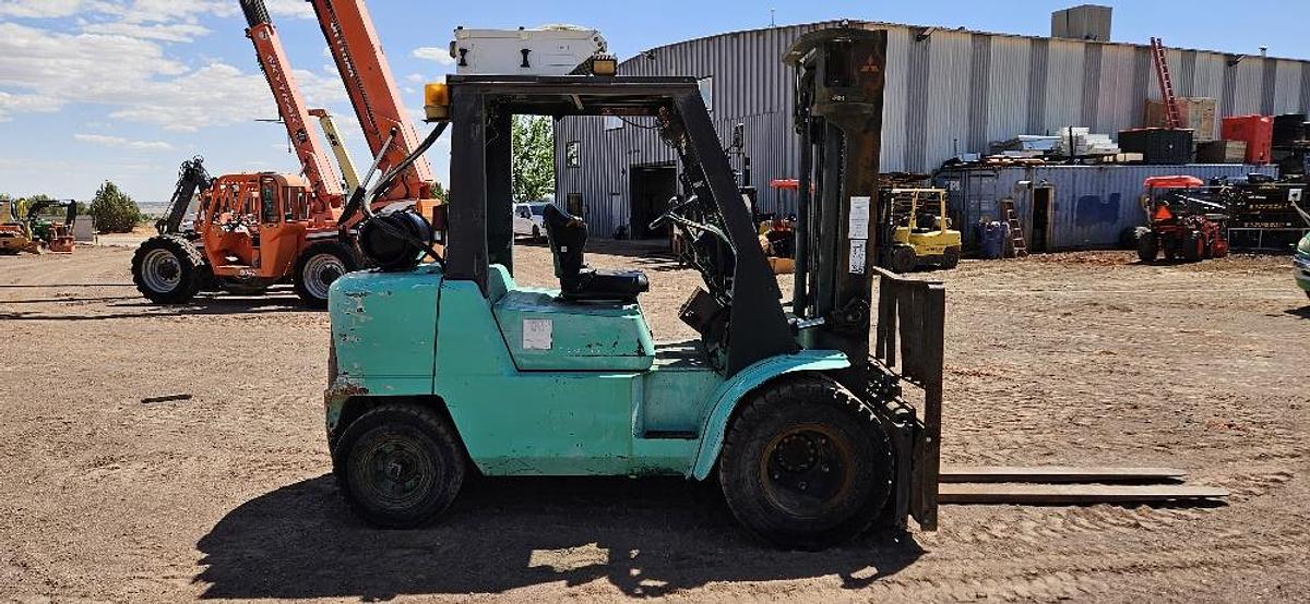 Used 2006 Mitsubishi FG40K1 Fork Lift