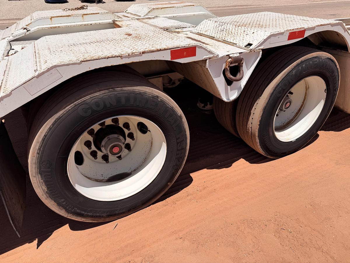Used 2009 Trail King Lowboy Equipment Trailer