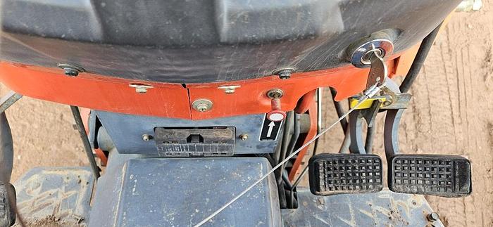 Used Kubota Tractor M4700