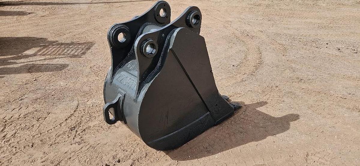 Used 24" Excavator Bucket