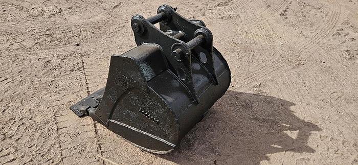 Used 30" Excavator Bucket