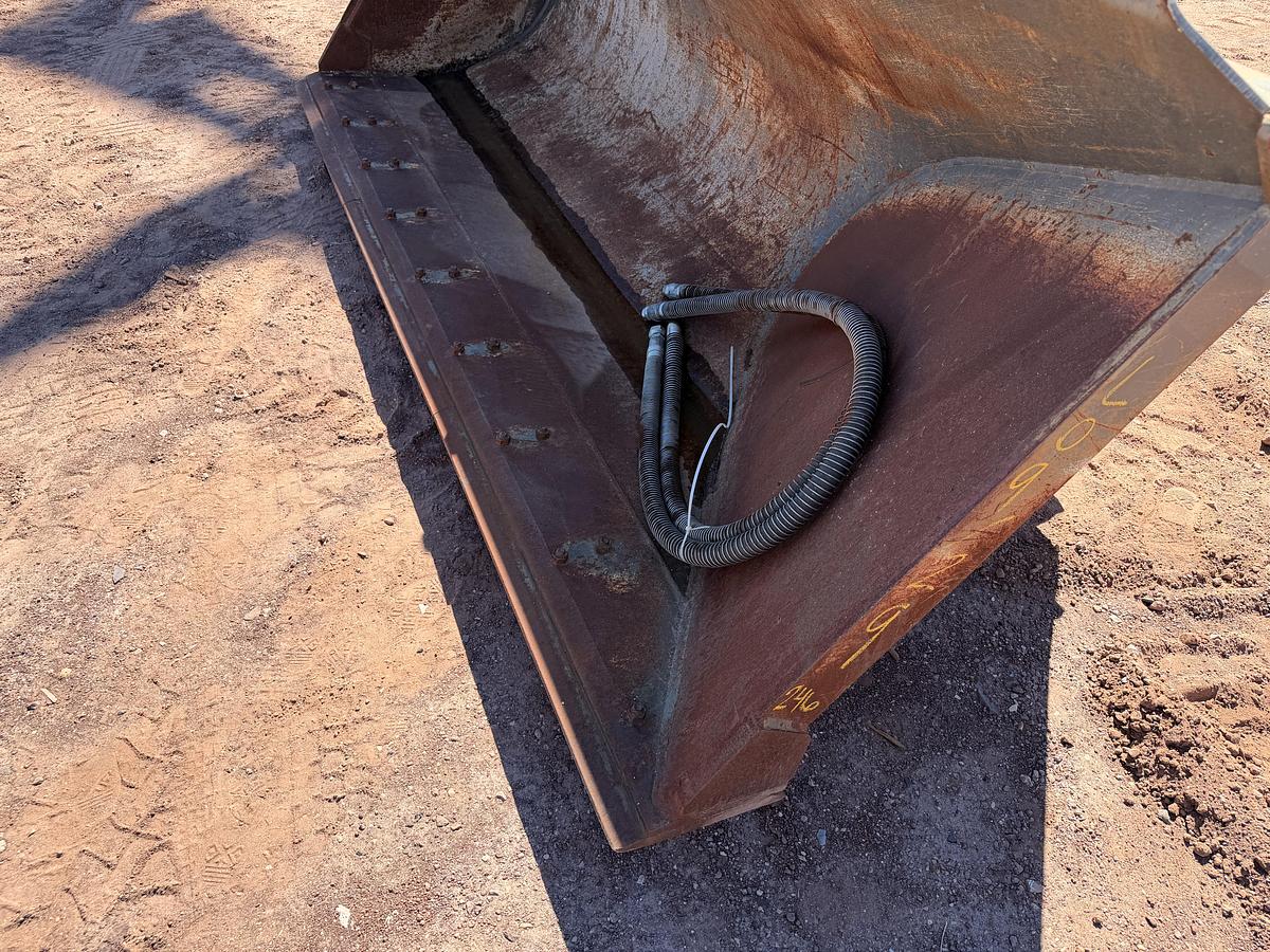 Used 9ft Loader Side Dump Bucket