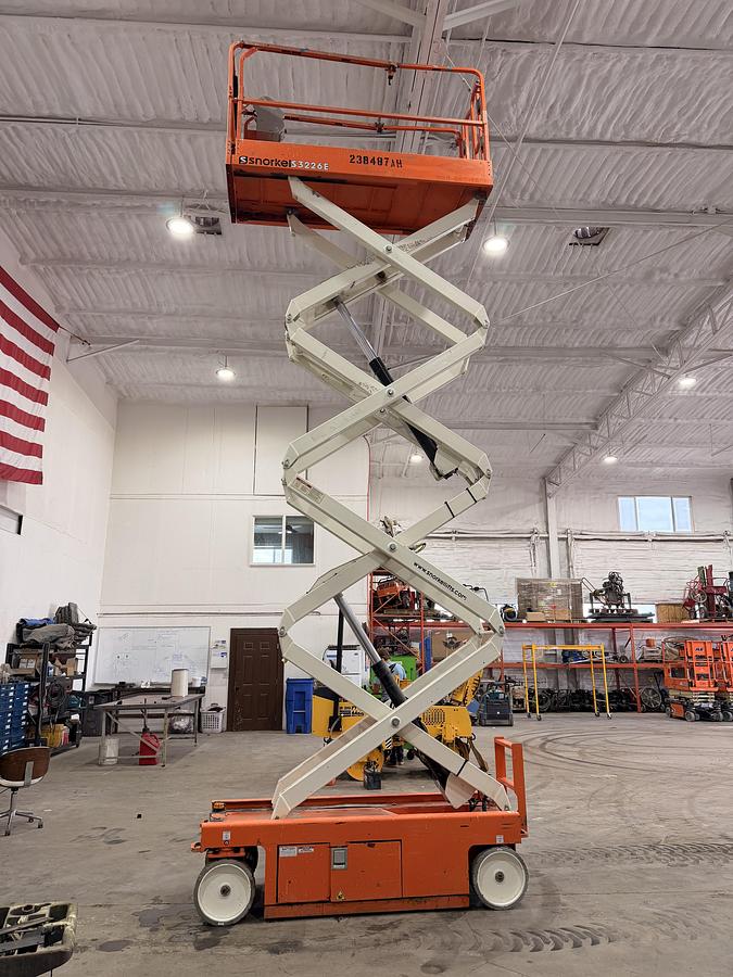 Used 2019 Snorkel S3226E Scissor Lift