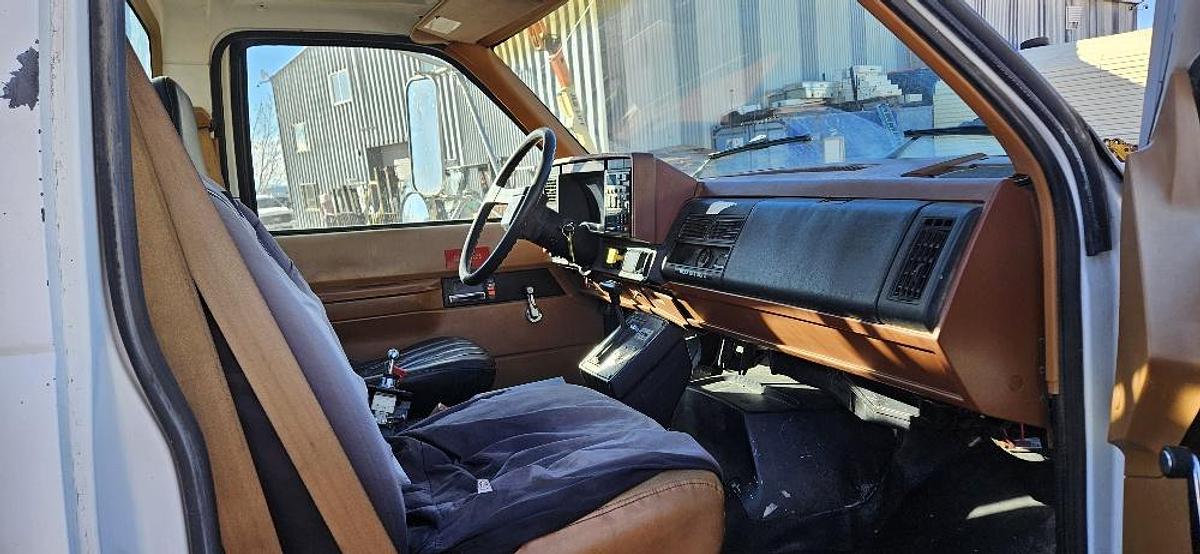 Used 1994 Chevrolet Feed Truck