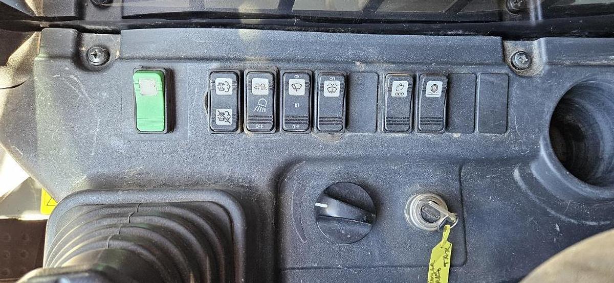 Used 2021 Takeuchi Skid Steer