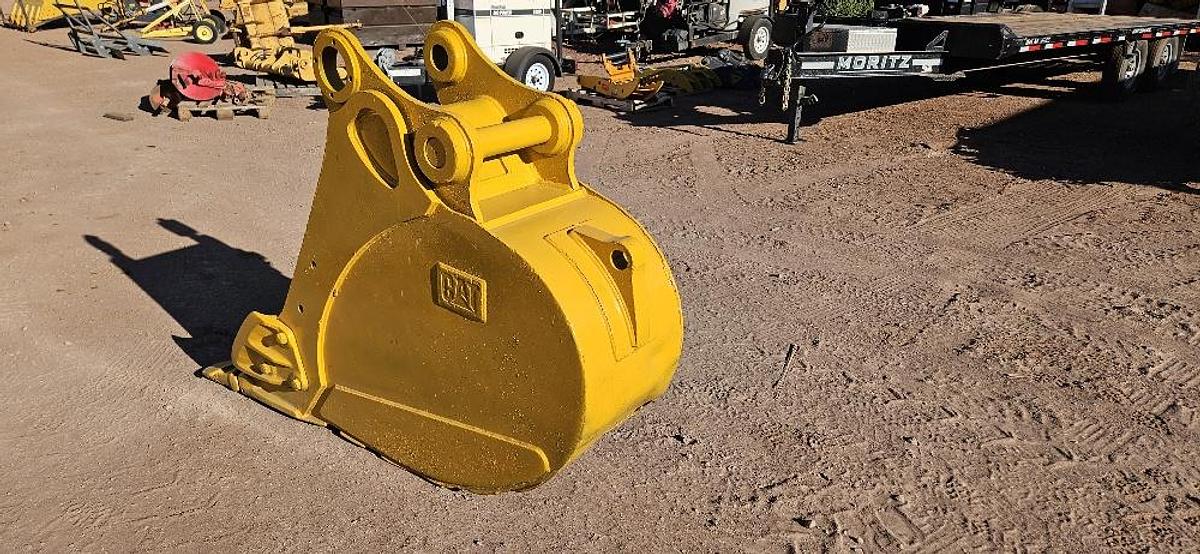 Used 2' Excavator Bucket