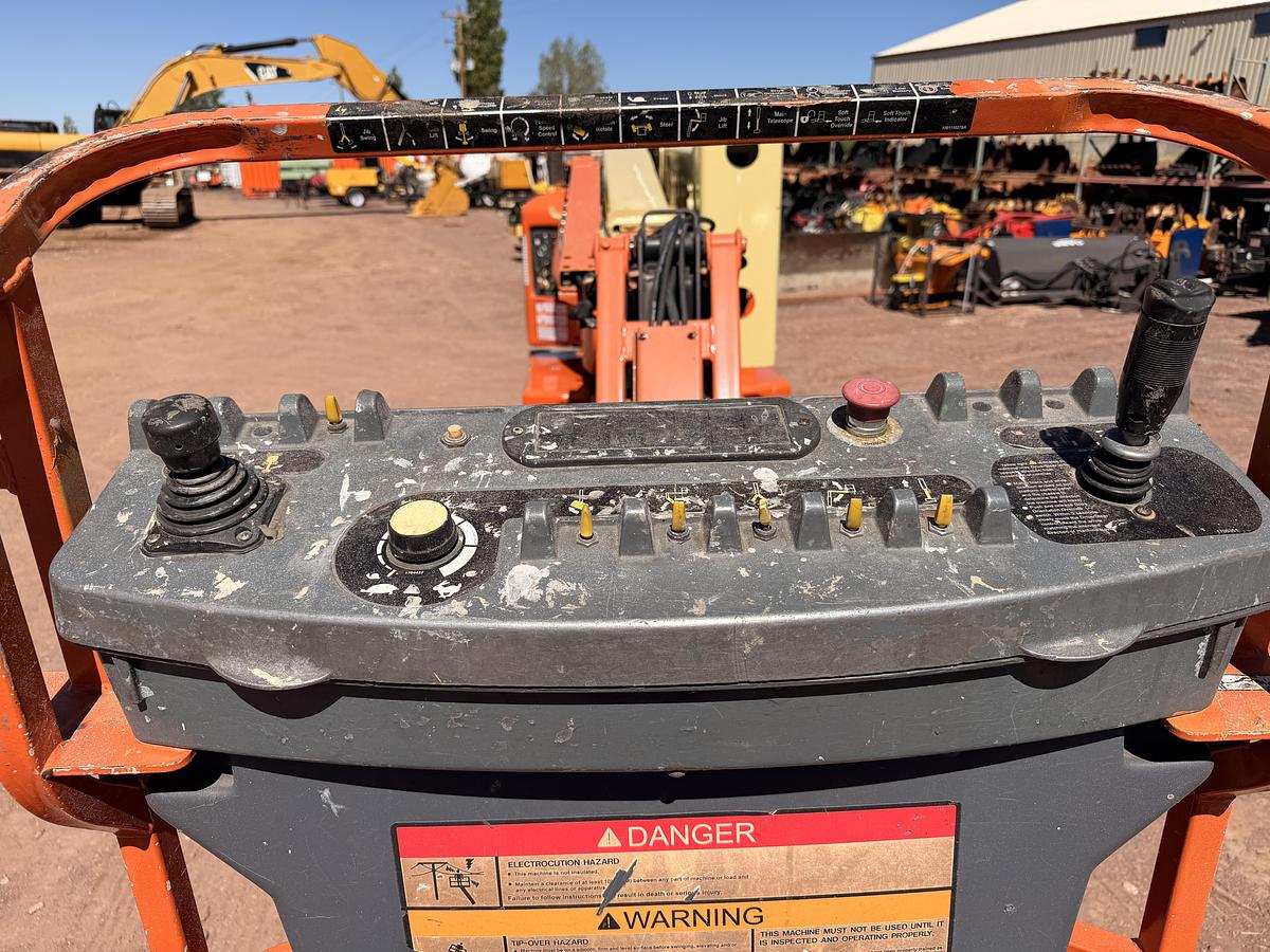 Used 2013 JLG Electric Articulating Boom Lift