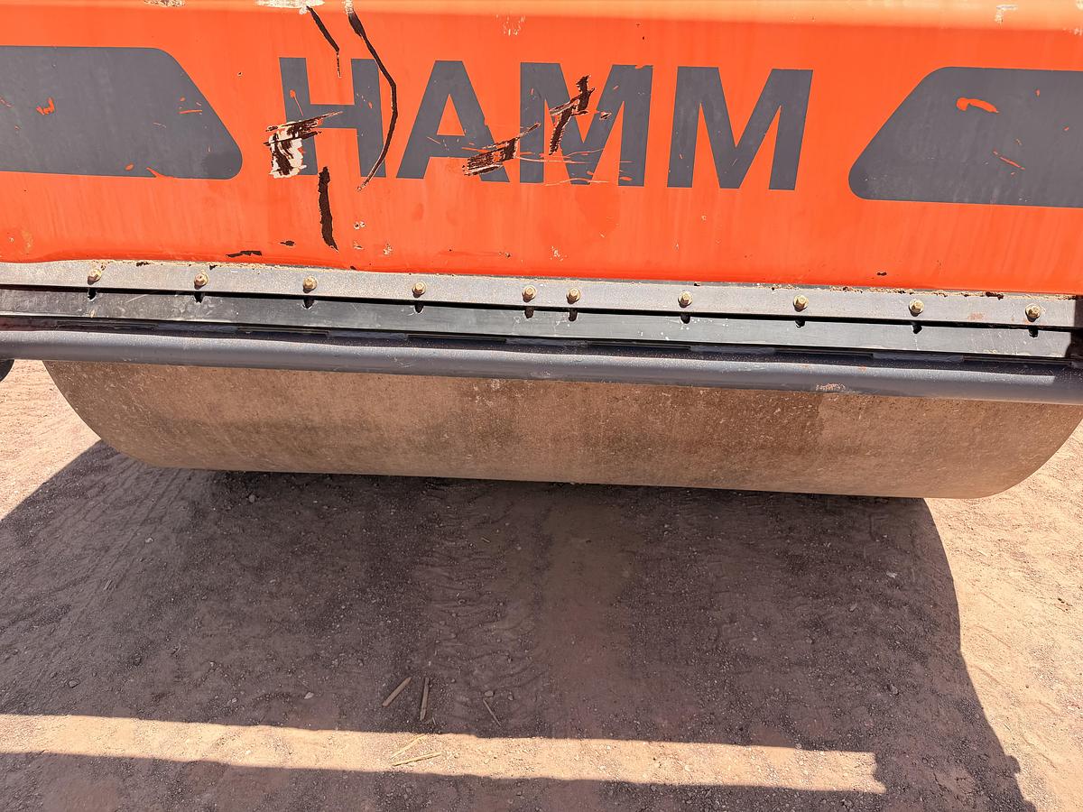 Used 2018 Hamm Smooth Drum Roller