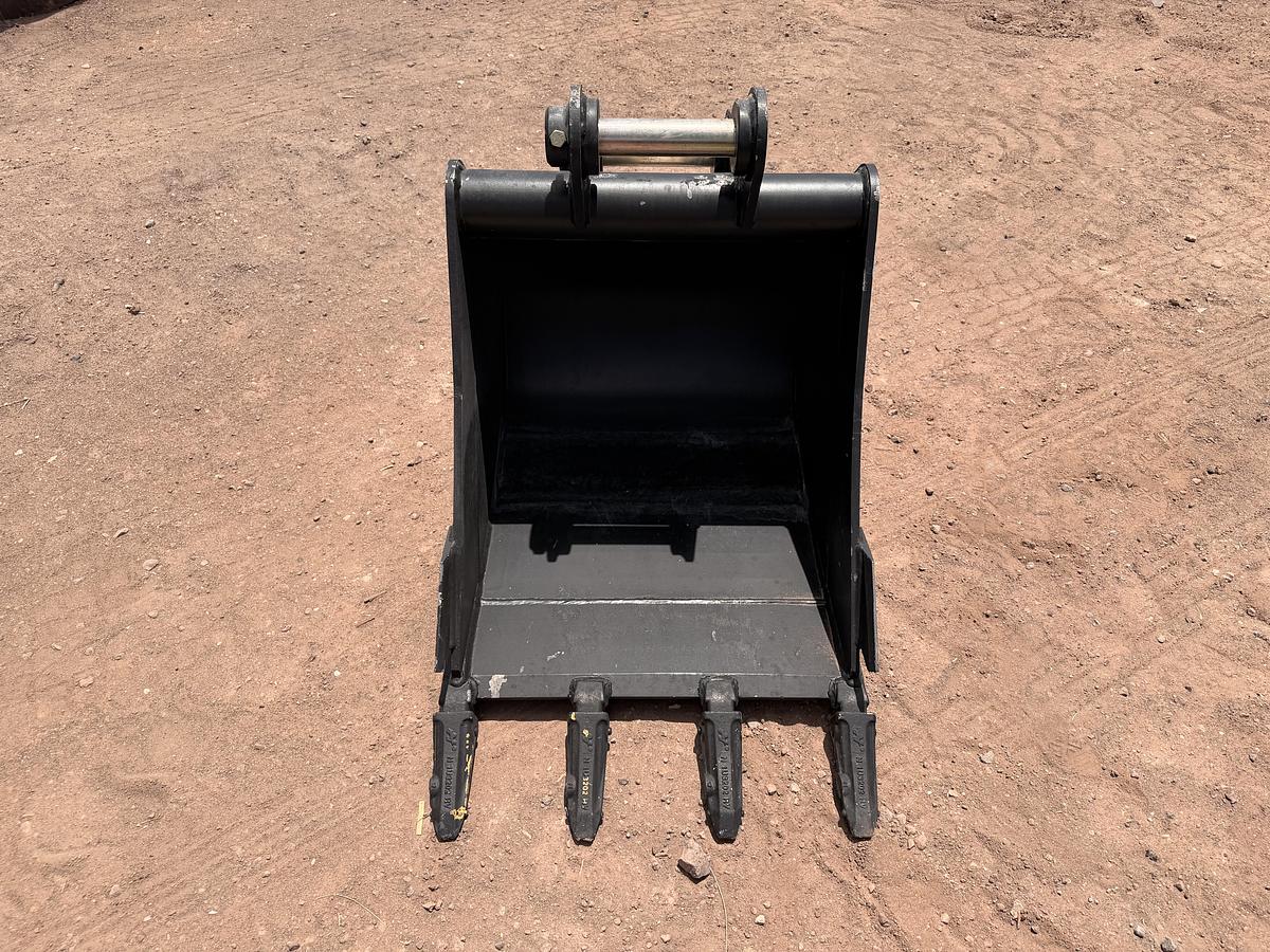 24" Trojan Mini Excavator Bucket