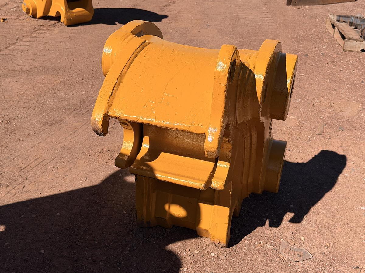 Used CAT Excavator Quick Coupler