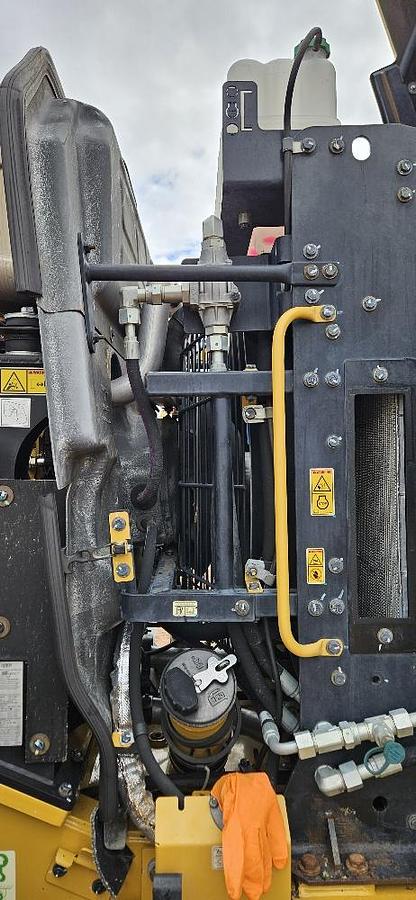 Used 2017 CAT 950M Loader