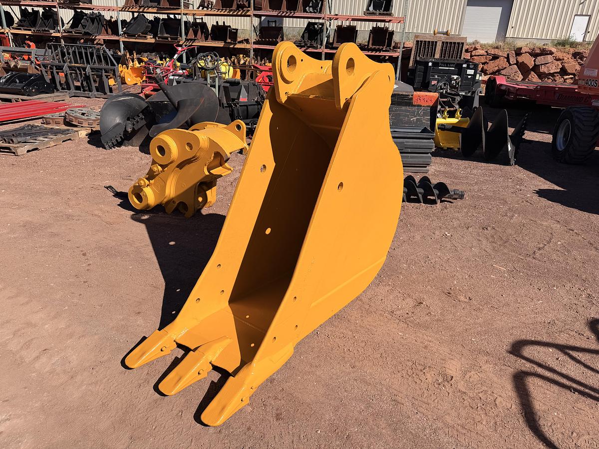 Used 24" Excavator Bucket
