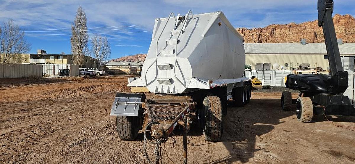 Used 1988 Belly Dump Trialer