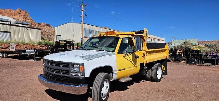 Used 1999 Chevrolet 3500HD Utility Truck