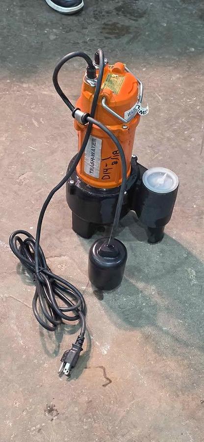 GWalker Submersible Water Pump