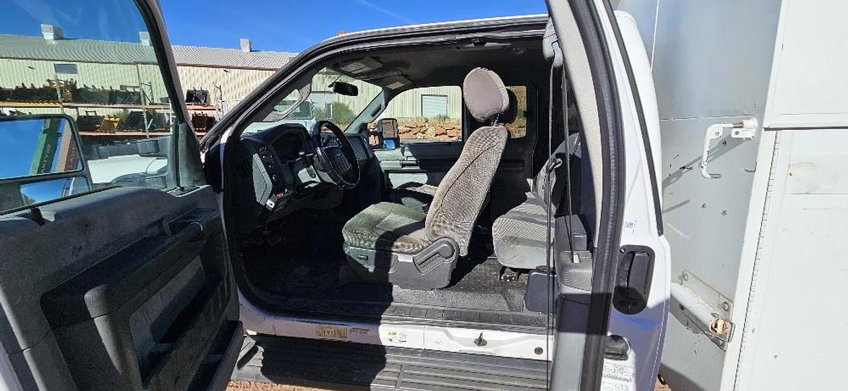 Used 2012 Ford F550 Utility Truck