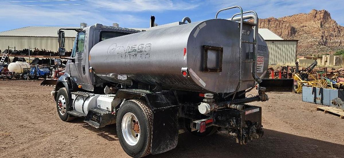 Used 2012 International Water Truck