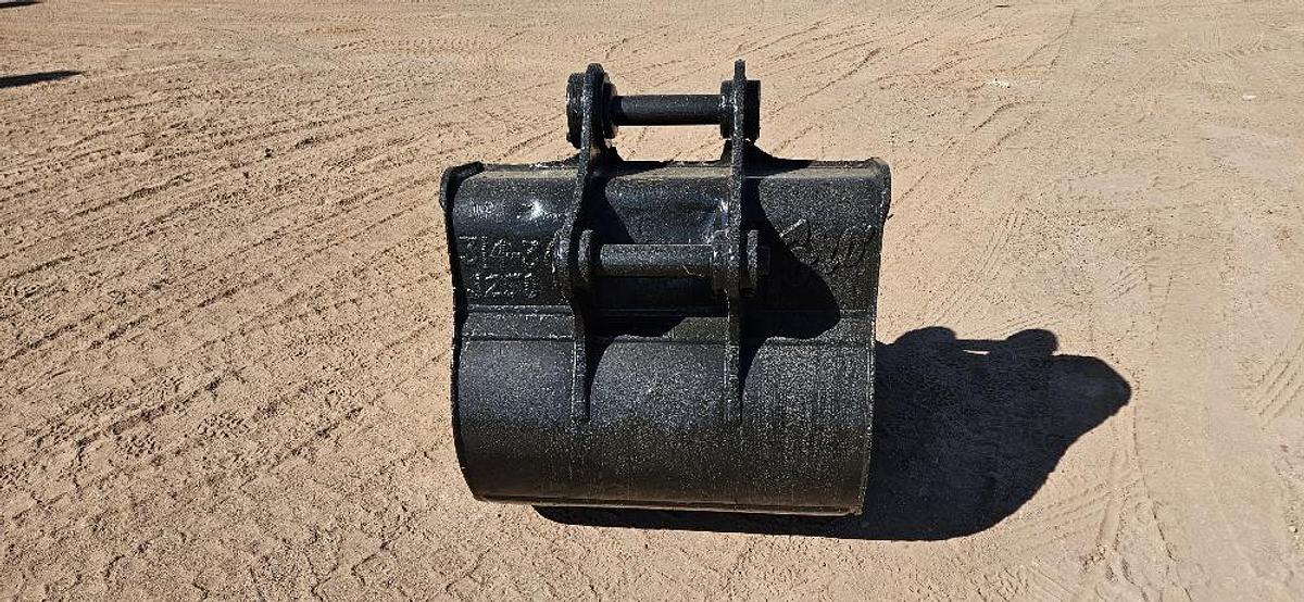 Used 36" Excavator Bucket