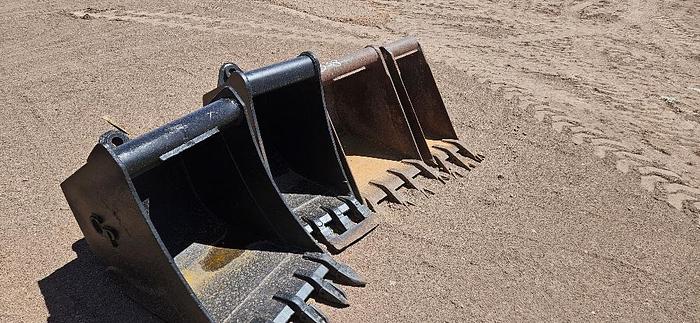 Used Wain Roy Excavator Buckets