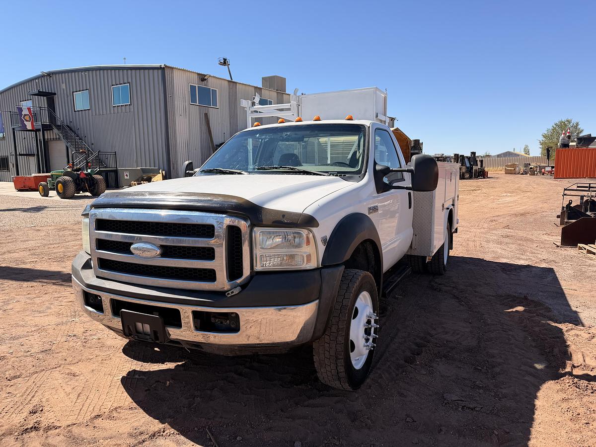 Used 2006 Ford F-450XLT Service Truck
