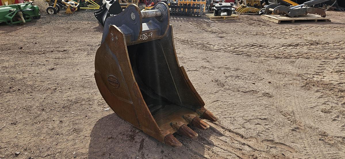 Used 30" Excavator Bucket