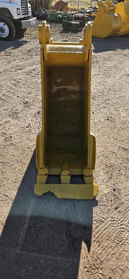 Used 2' Excavator Bucket