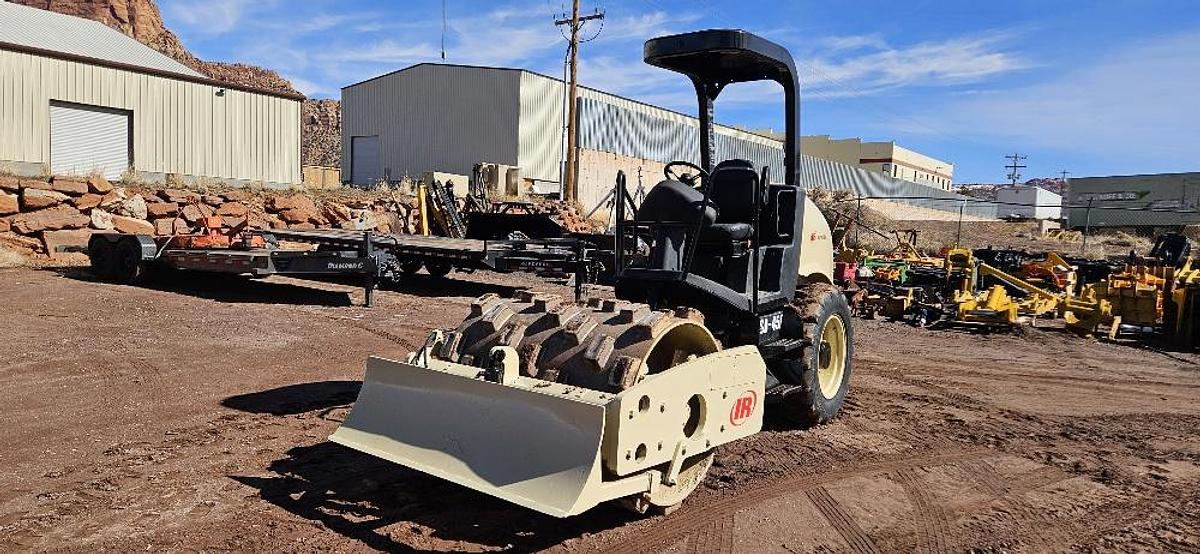 Used SHEEPS FOOT COMPACTOR