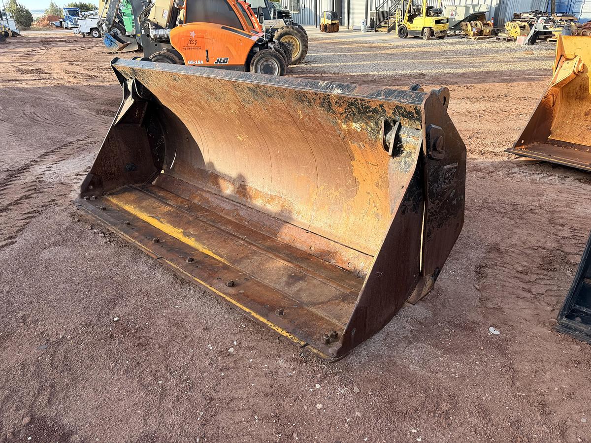 Used 9' Clam Shell Loader Bucket