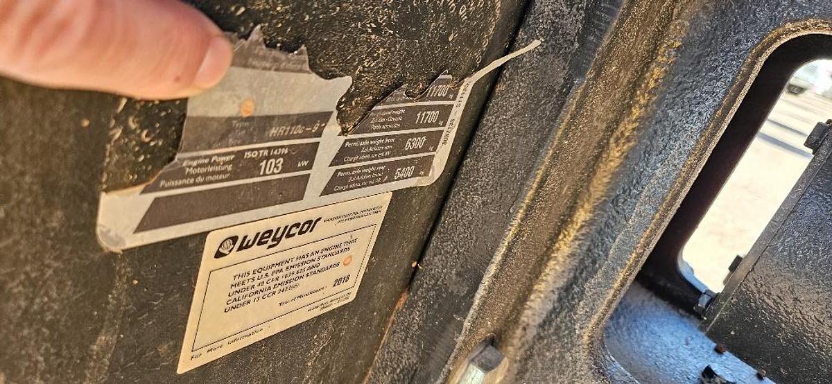 Used 2018 Hyundai Vibratory Roller Compactor