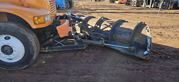 Used 2001 International Dump Truck 4900