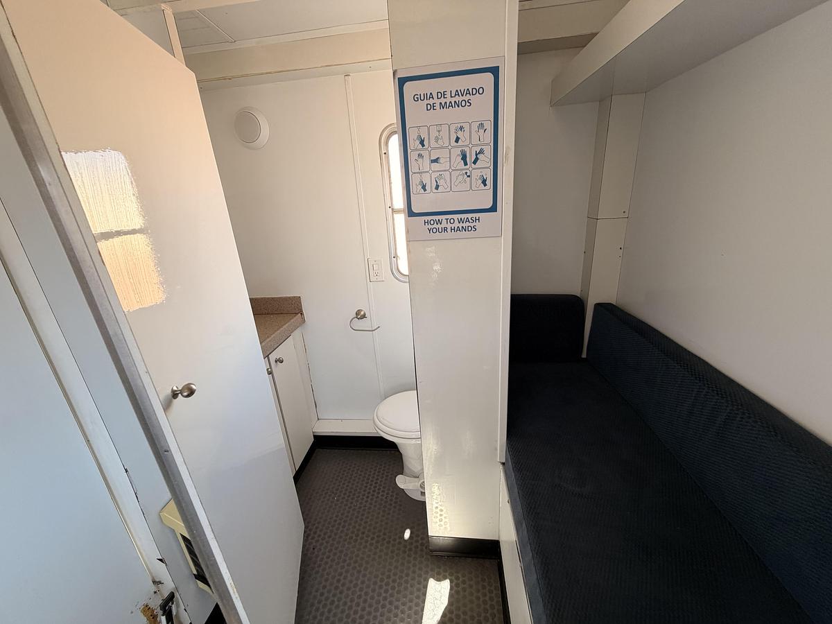 Used 2014 International Changing Room/Restroom Truck