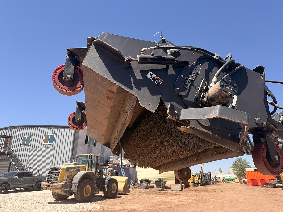 Used 2020 Paladin Sweepster