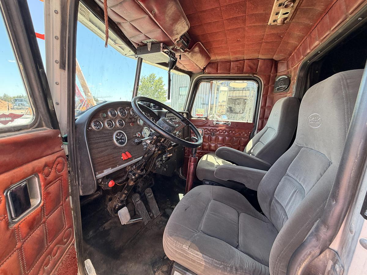 Used 1985 359 Peterbilt & 1997 Load King Equipment Trailer