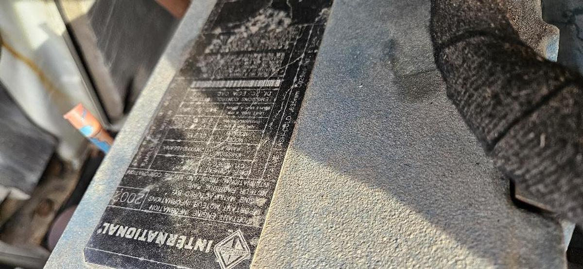 Used 2002 International 4300 DT 466 Dump Truck