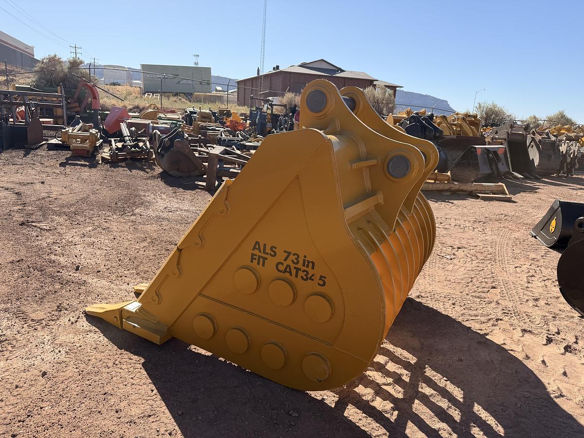 73" Excavator Bucket